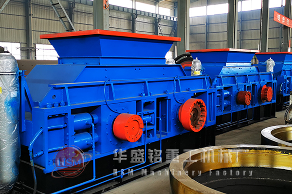 1510型液壓對(duì)輥破碎機(jī)裝車發(fā)往安徽桐城 